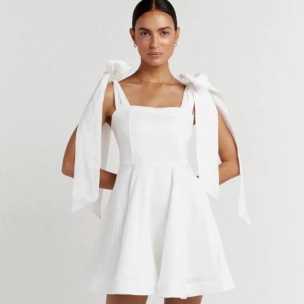 Dazzle White Dress with Bows main image 0